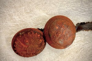time capsule buttons