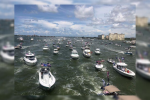 trump-clearwater-boat-parade3.png