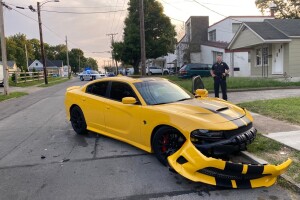 Car2.jpg