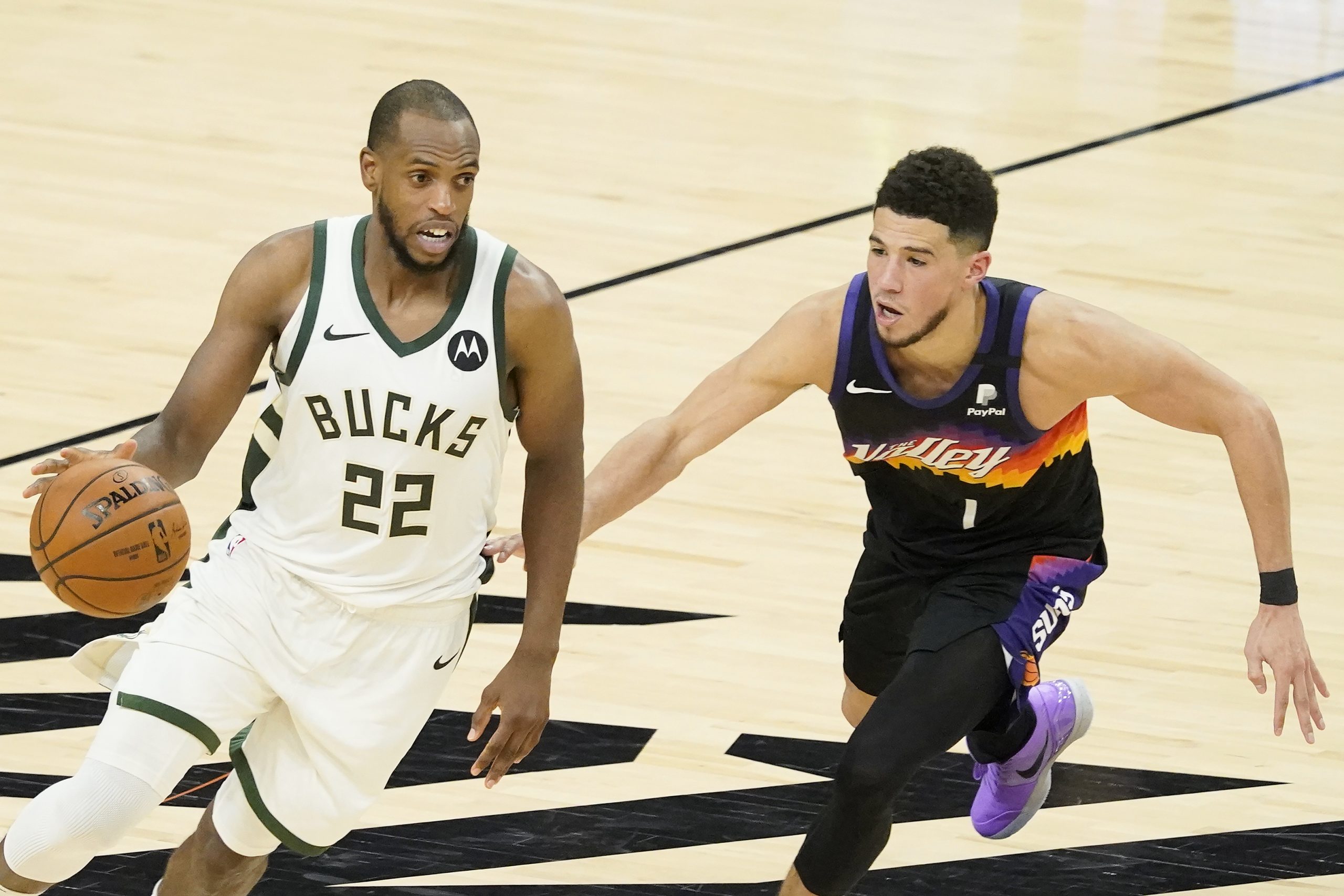 Khris Middleton, Devin Booker