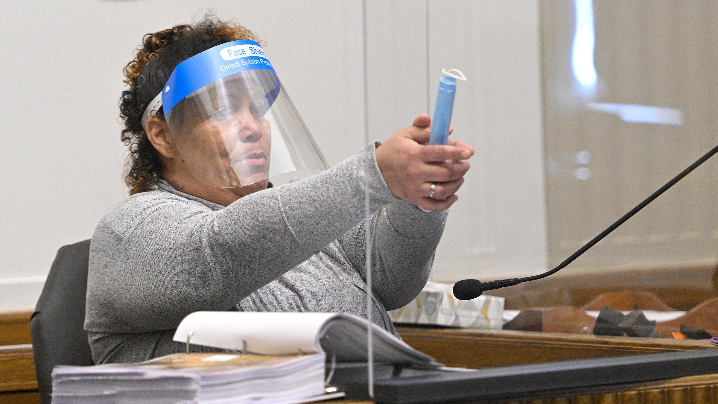 Roberta Merritt DeValkenaere trial.jpg