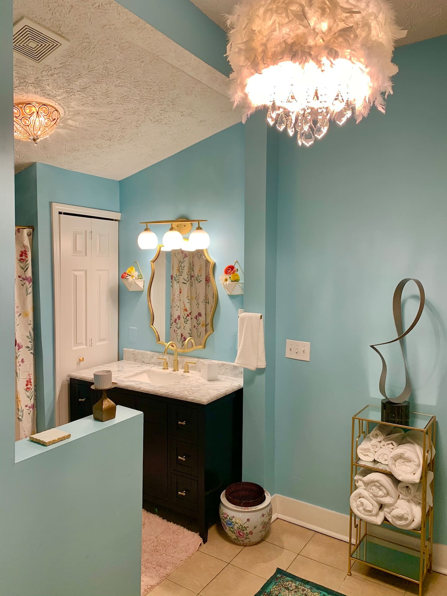 BUNGALOW1.jpg