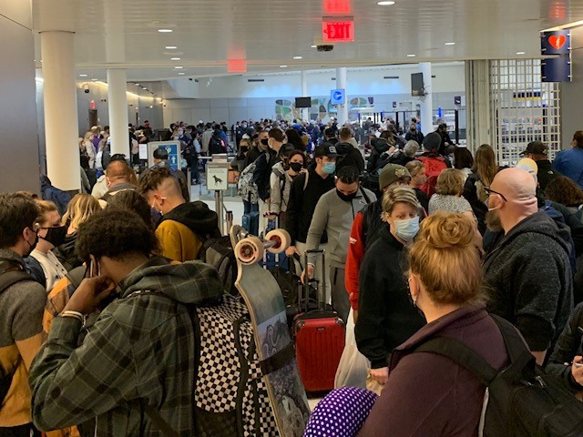 ind thanksgiving airport travel.jpg