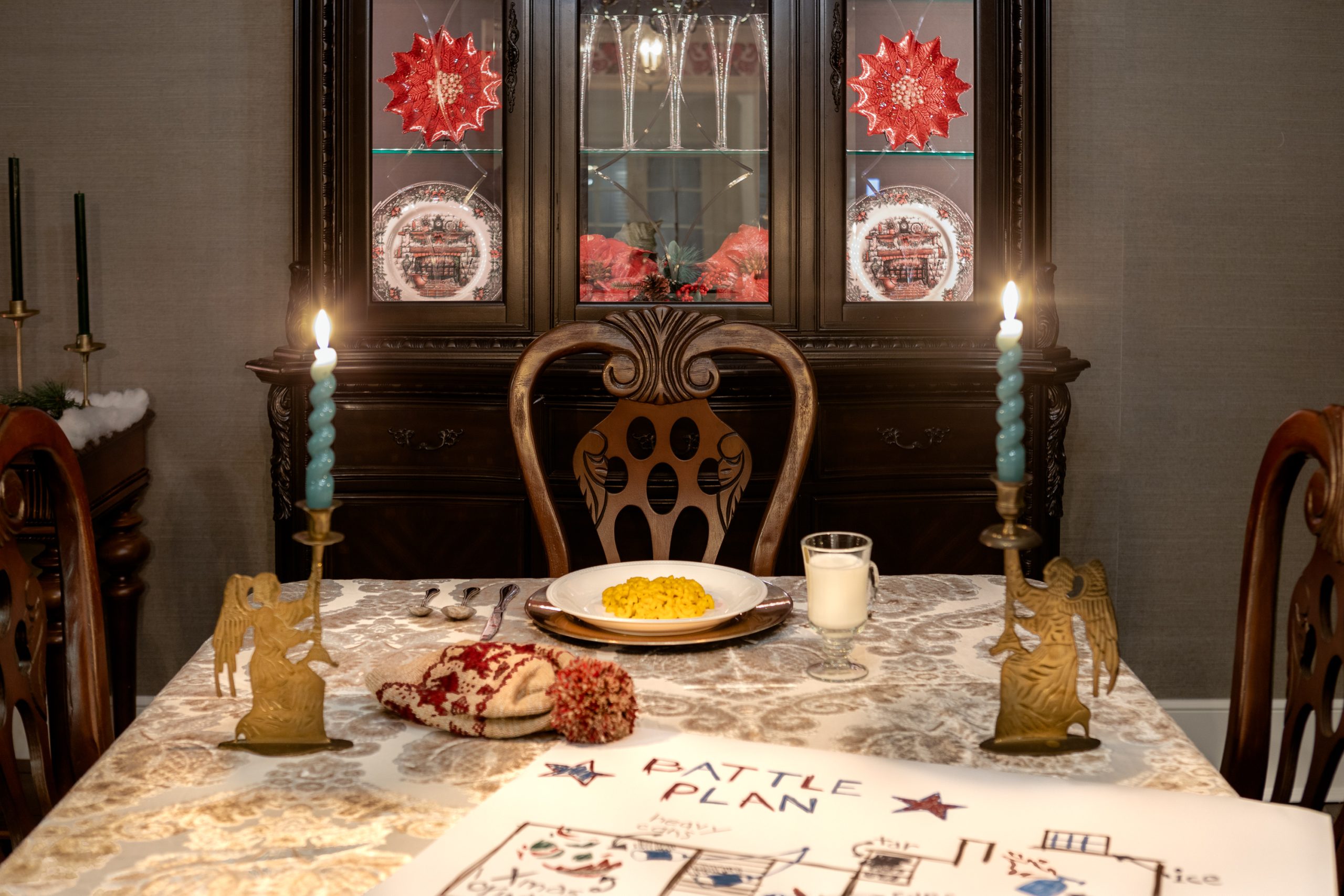Home Alone Airbnb 10 - Dining Room - Credit Sarah Crowley.jpg