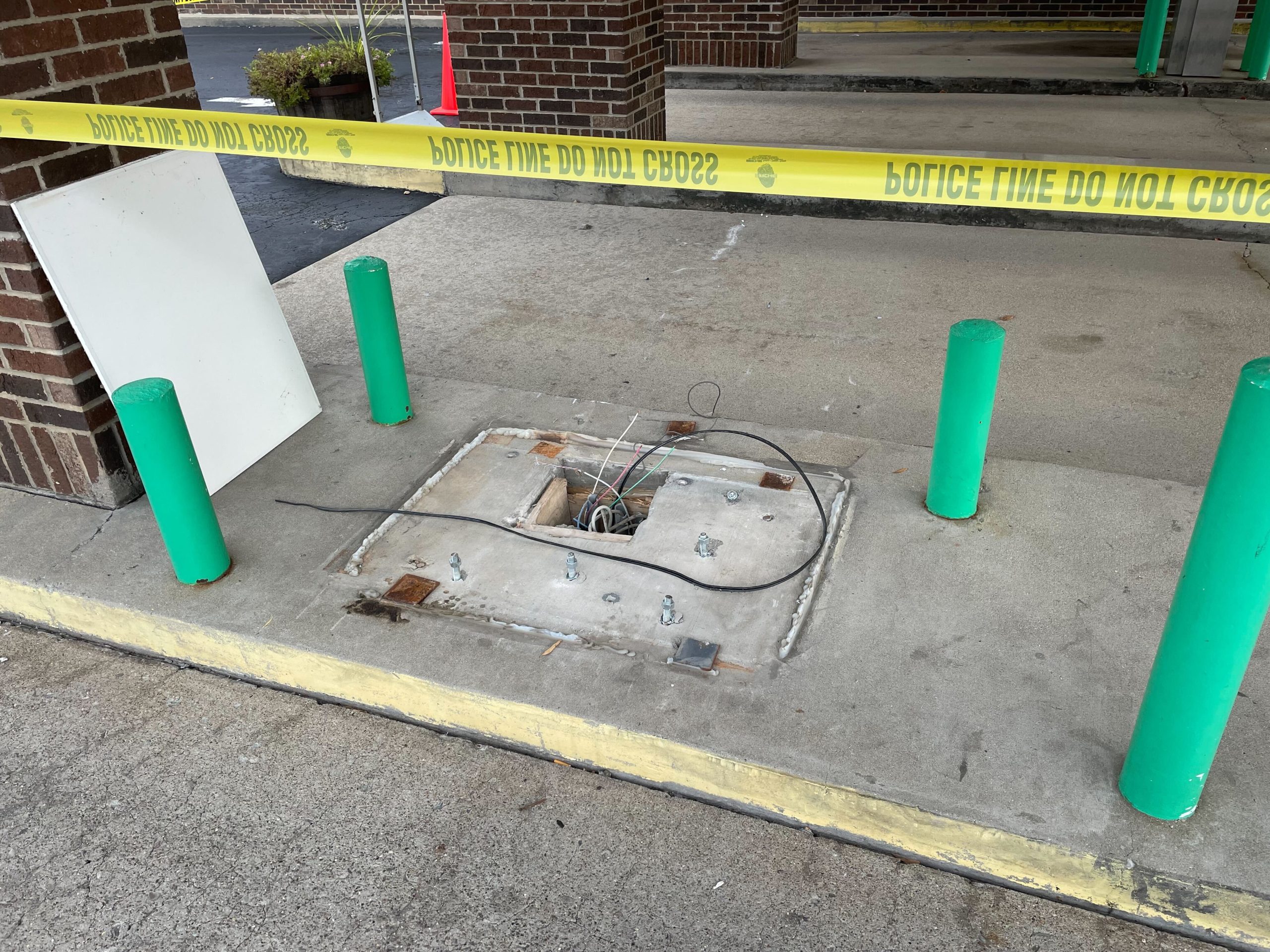 stolen ATM georgetown.jpg