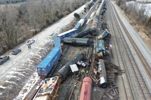 avon derailment 1.JPG