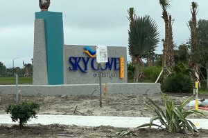 Sky Cove homes of Westlake
