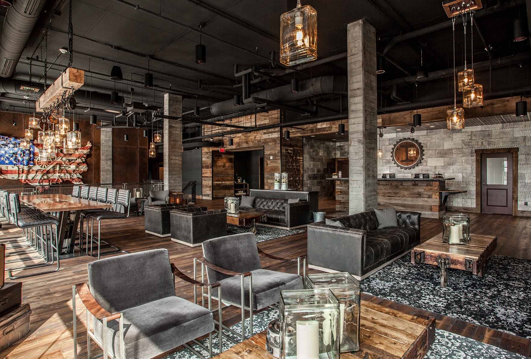 14-{Ironworks Hotel-Lobby}.jpg