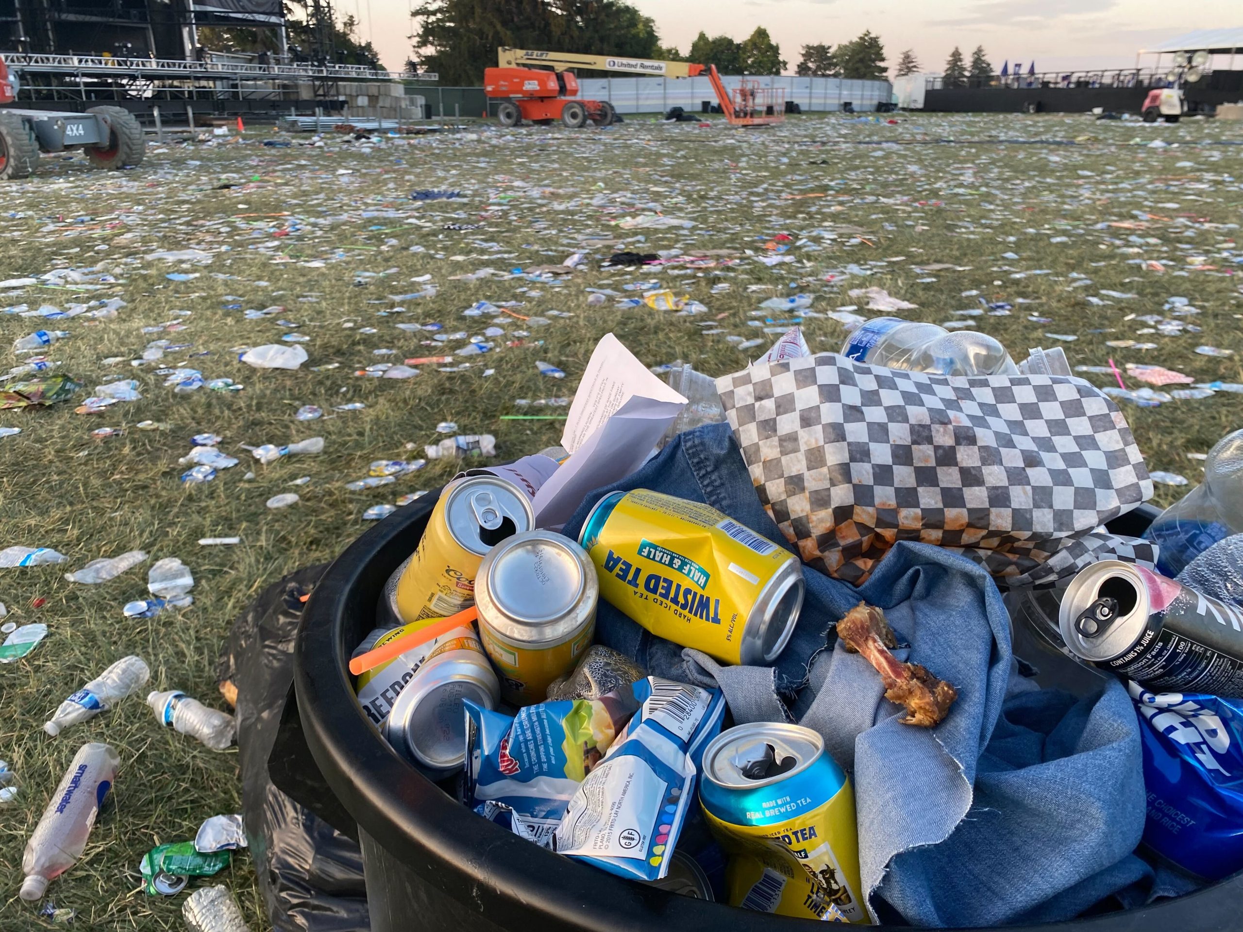 Indy 500 Trash 2023 (2).jpg