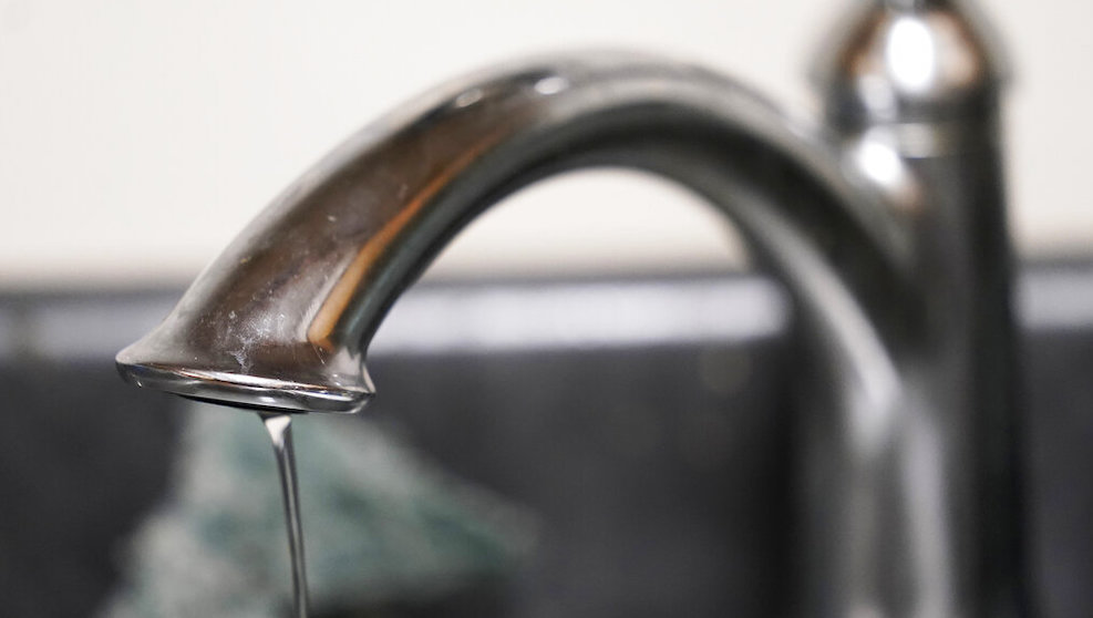 Water faucet