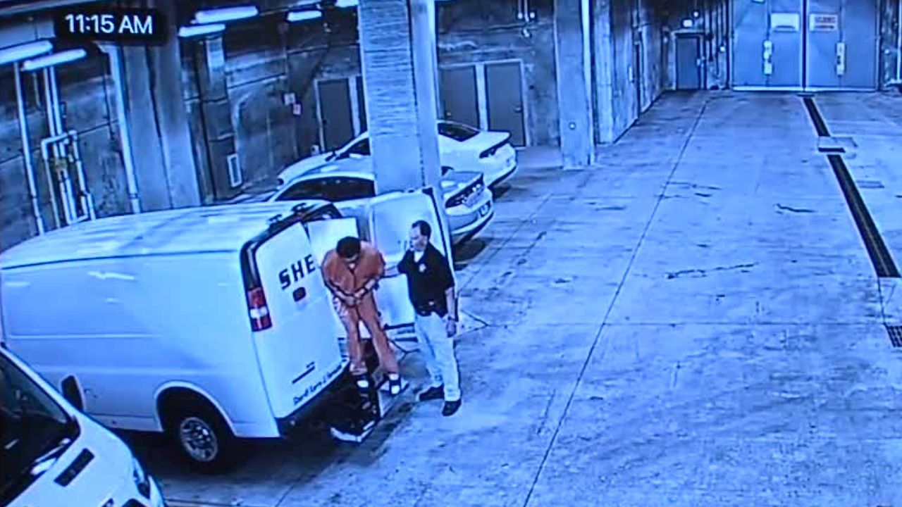 Deputy Durm Surveillance Video.jpg