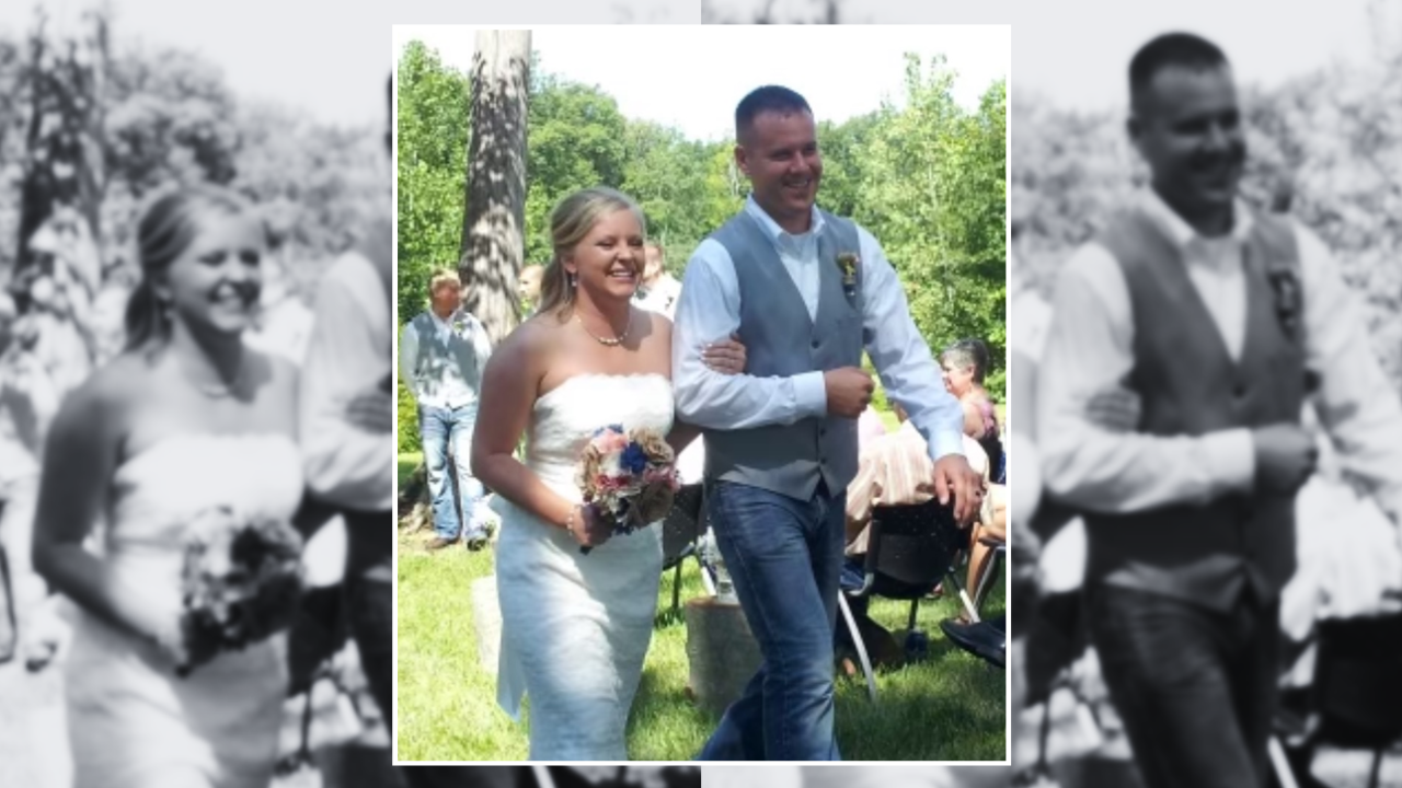 Trooper Aaron Smith and Wife (1).png