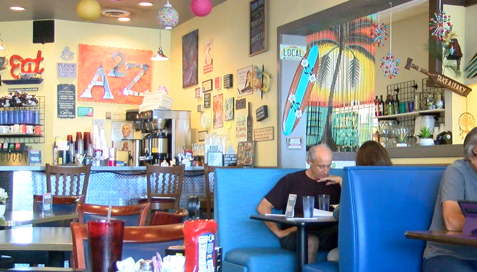 Hawaii Themed Cafe (1).png