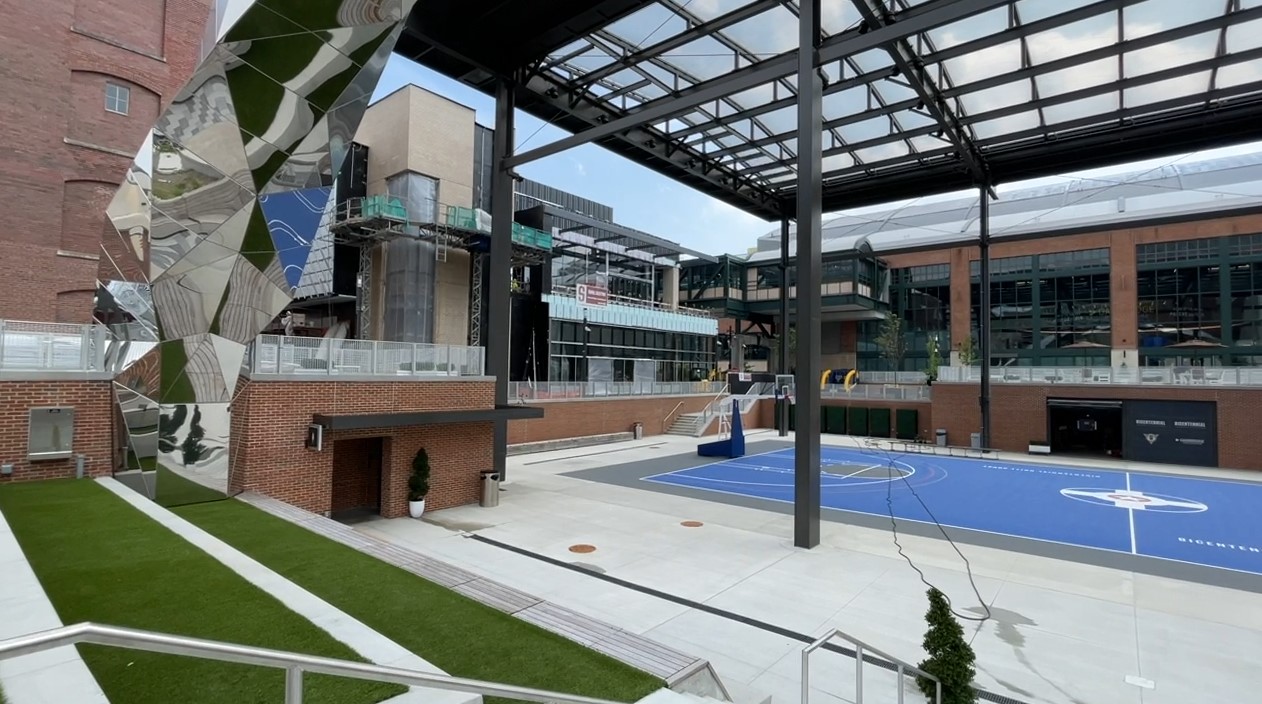 bicentennial unity plaza.jpg