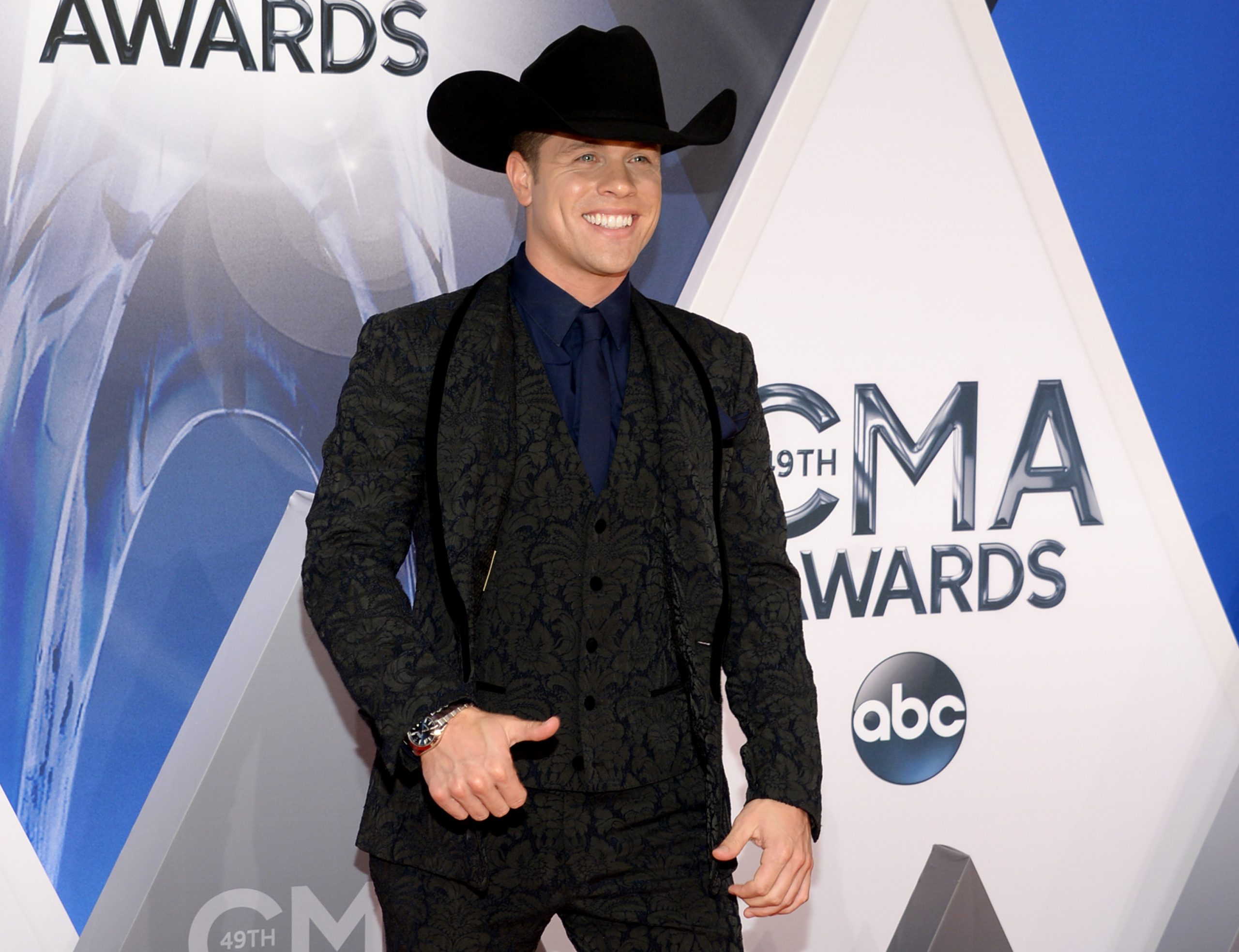 Dustin Lynch
