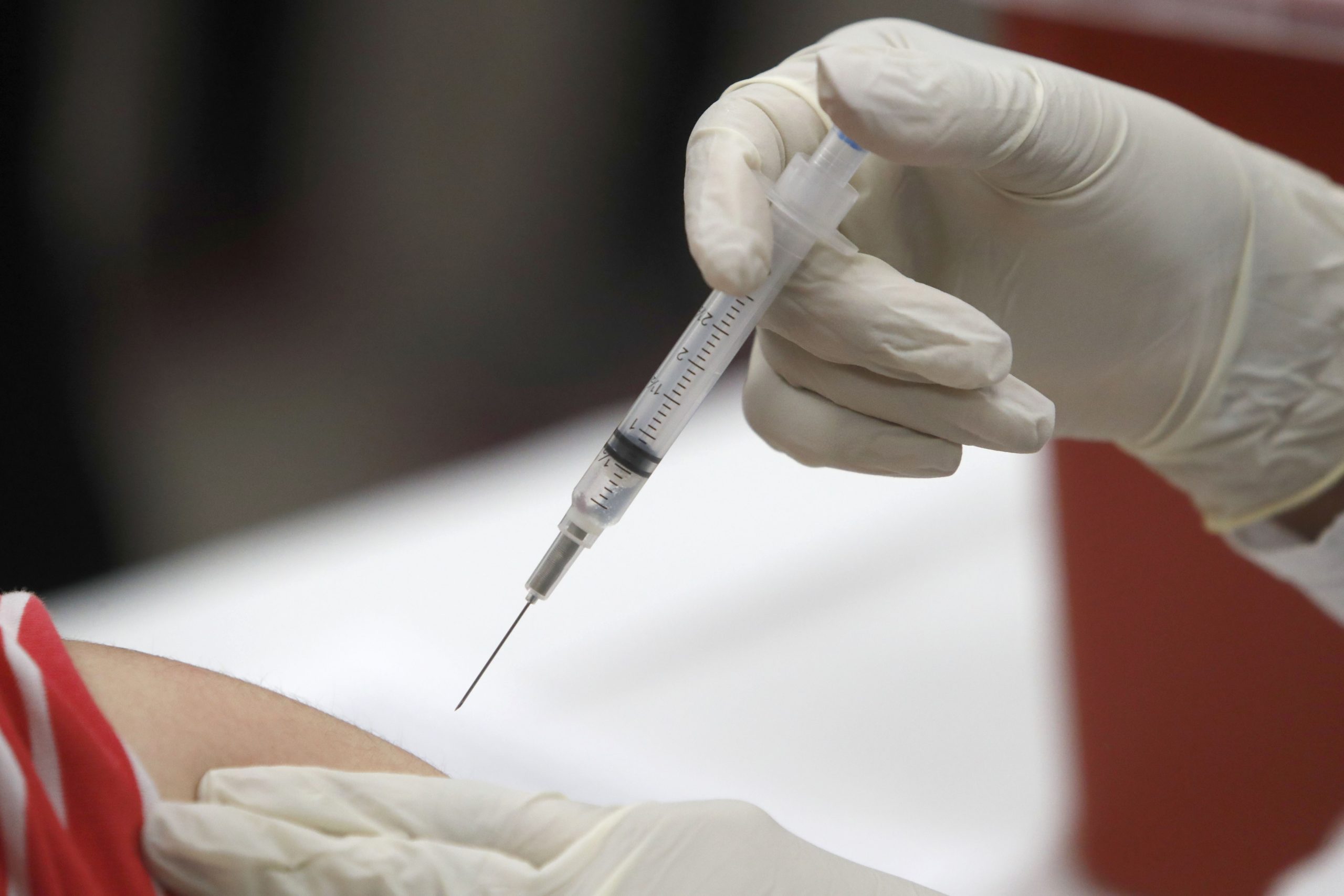 Americans encouraged to get flu shot as US prepares to battle both flu and COVID-19