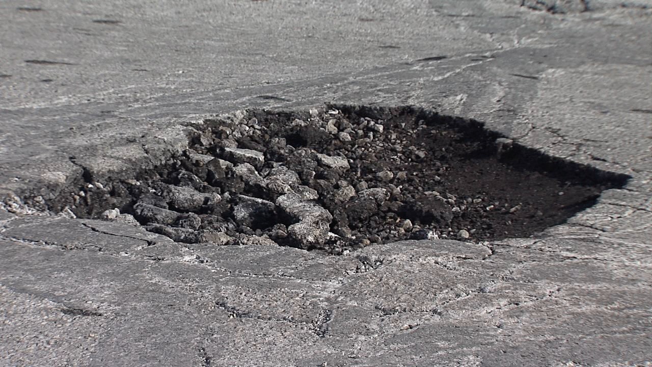 pothole.jpg