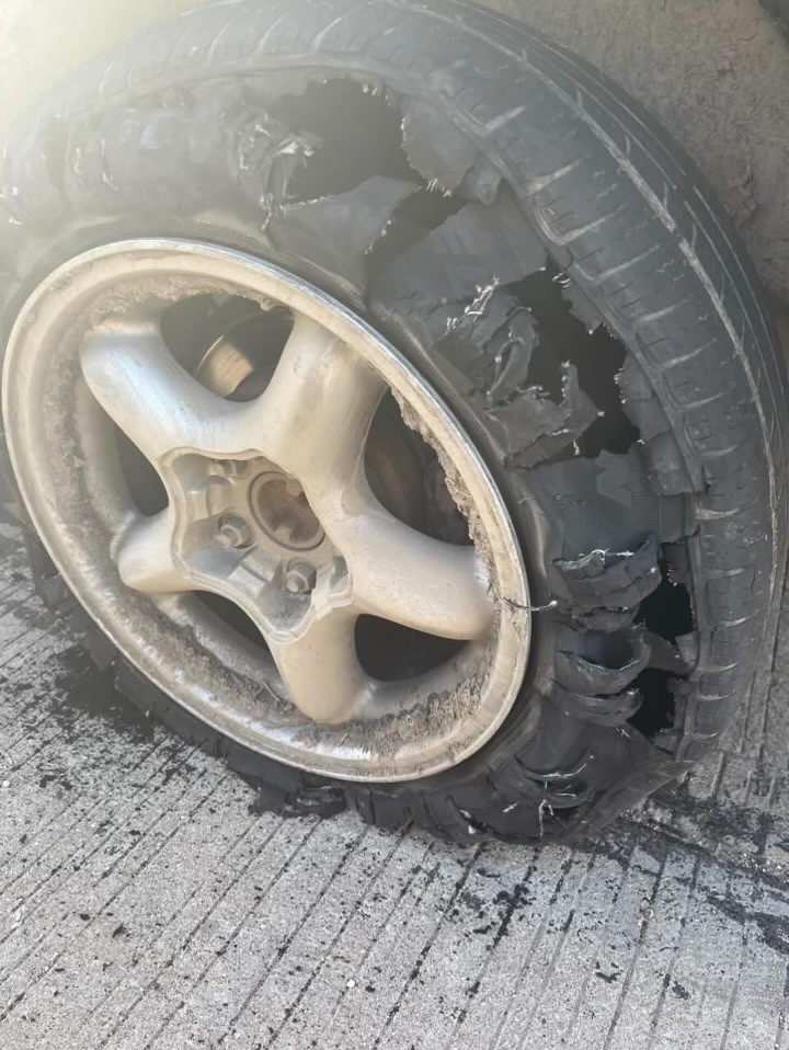 ARFlattire5.jpg