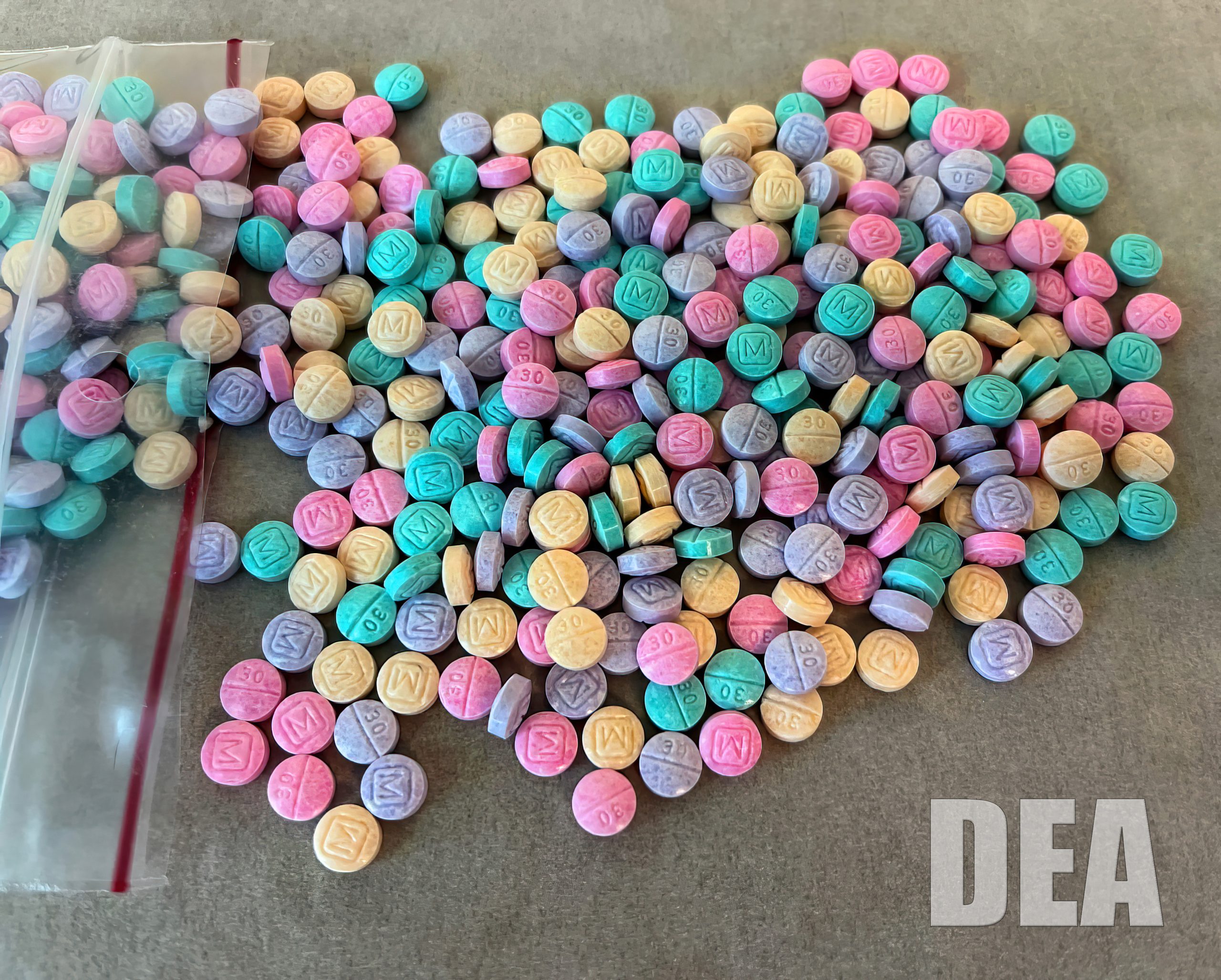 Rainbow fentanyl m30.jpg
