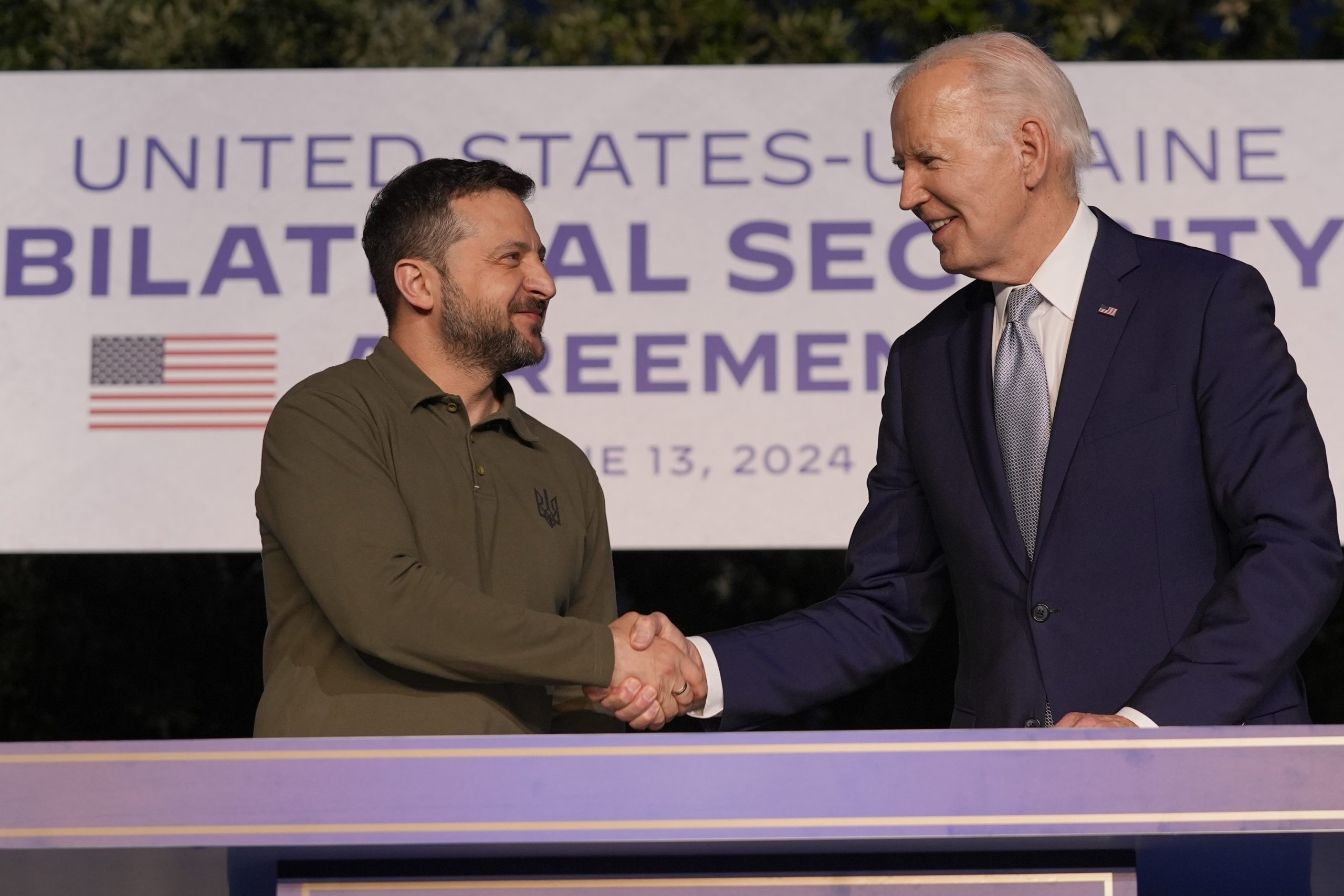 President Joe Biden and Ukrainian President Volodymyr Zelenskyy