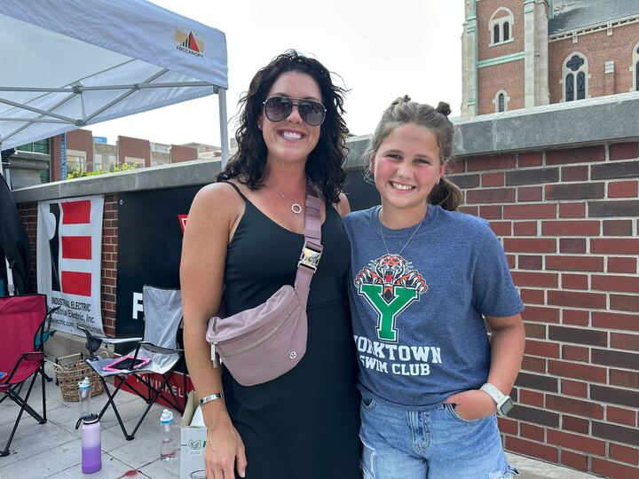 Katie and Caroline Gibson 