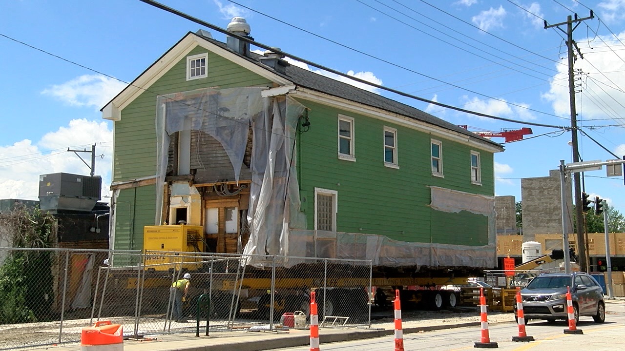 westfield building move 5.jpg