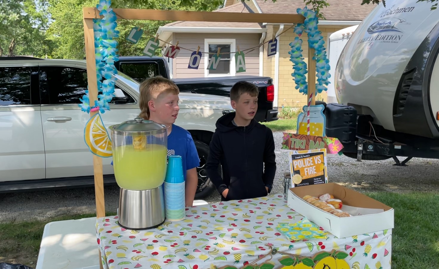lemonade stand2.jpg