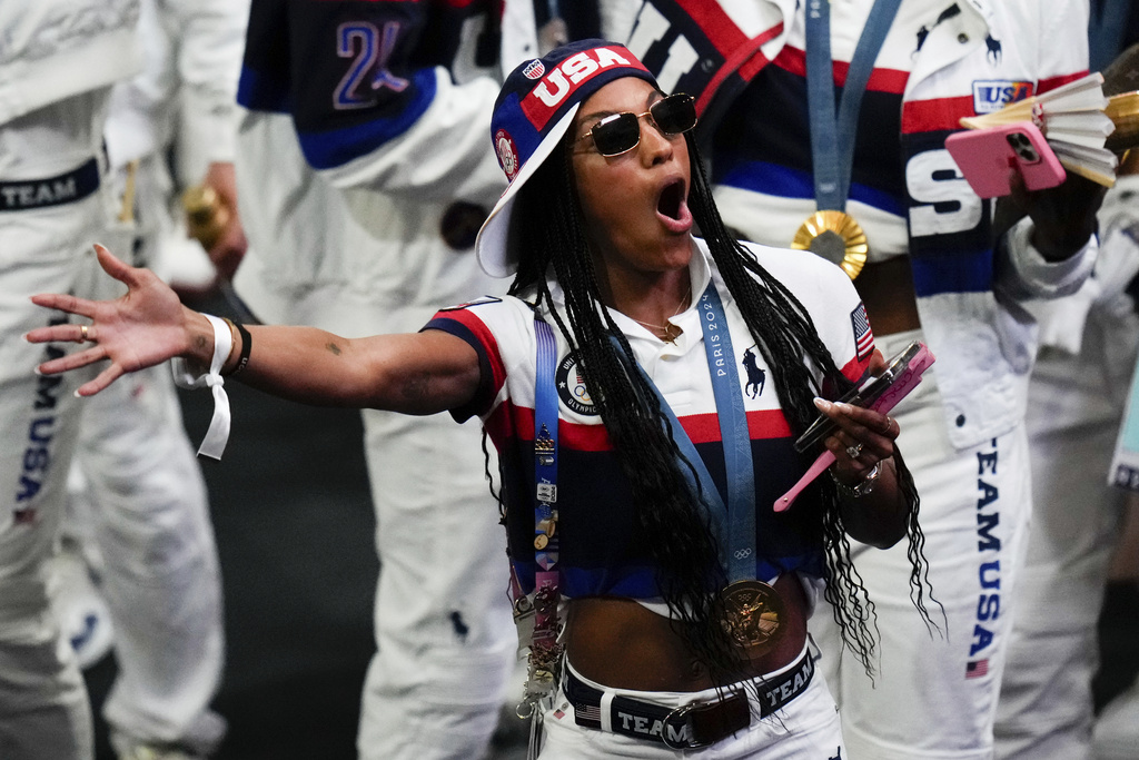 Athletes of the United States parade during the 2024 Summer Olympics closing ceremony.