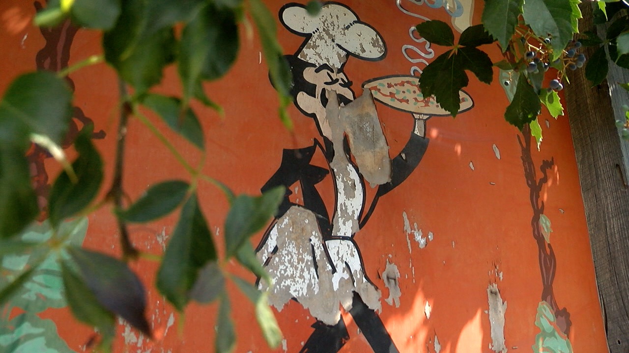 cafe pizzaria 2.jpg