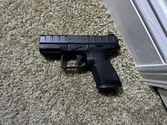 gun in ois.jpg