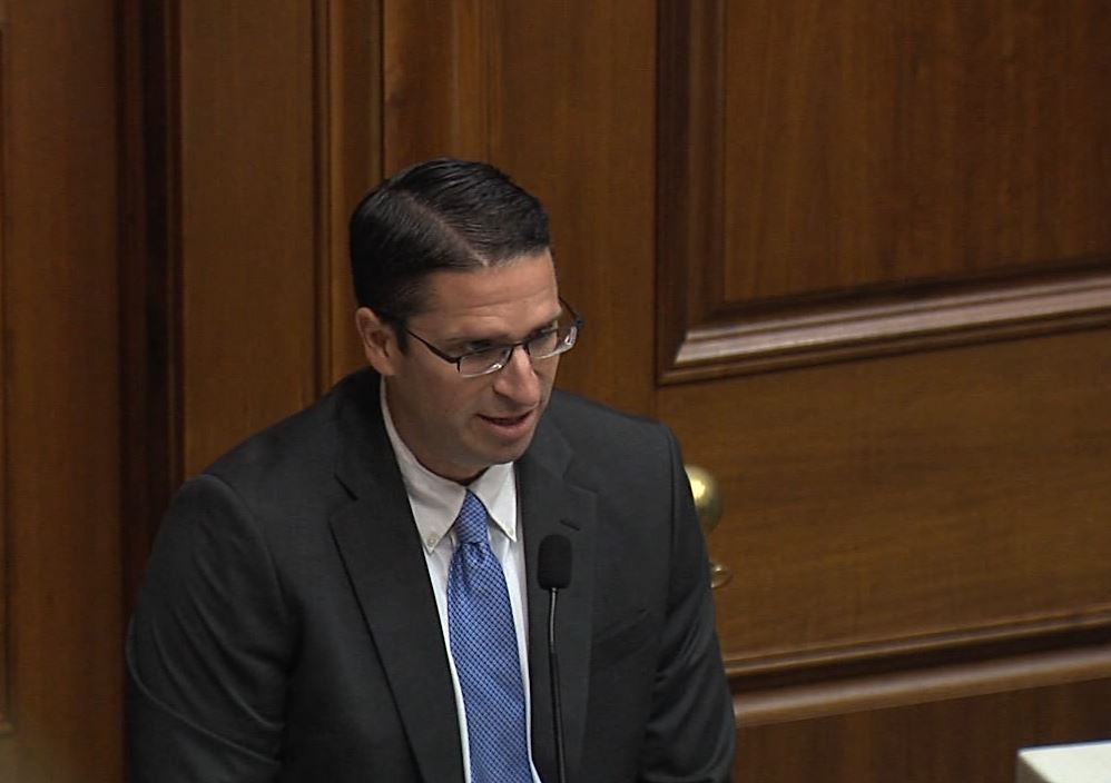 EricMillerTestifying.JPG