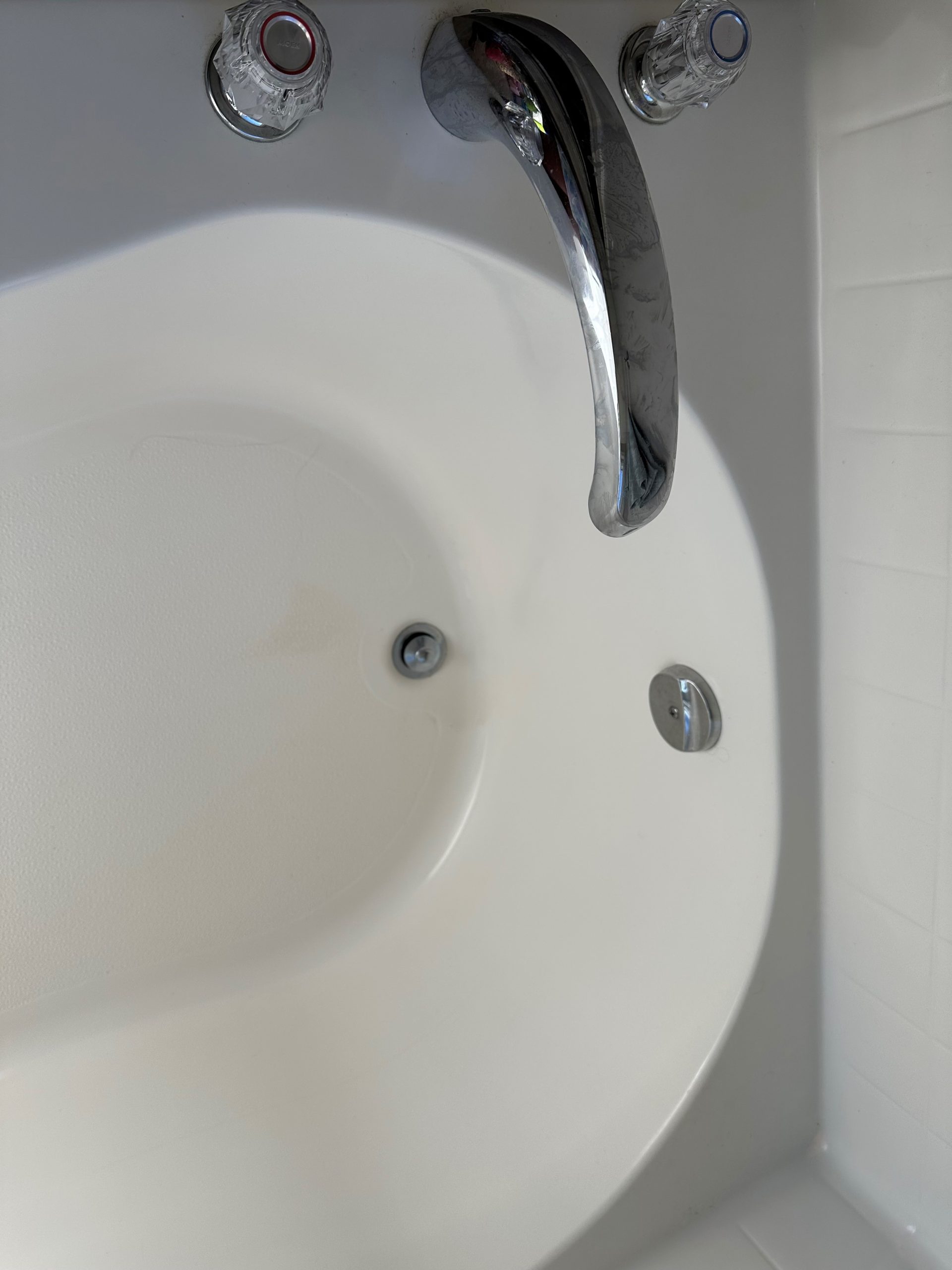 bathtub.jpg