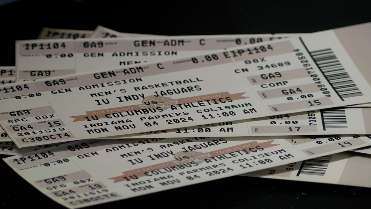 iu indy tipoff 1.jpg
