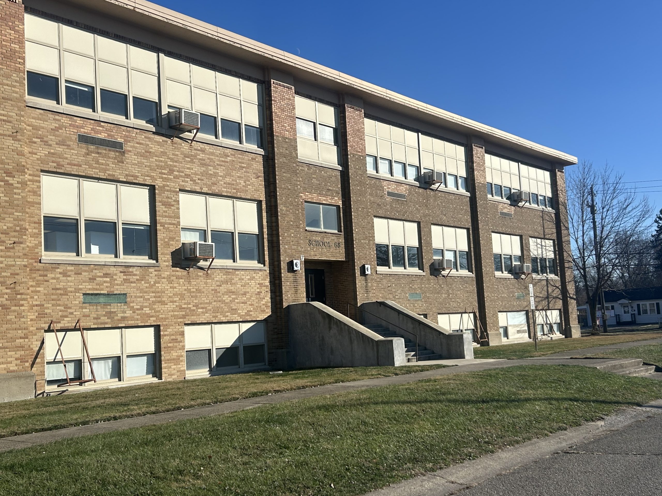 ips school 683.jpg