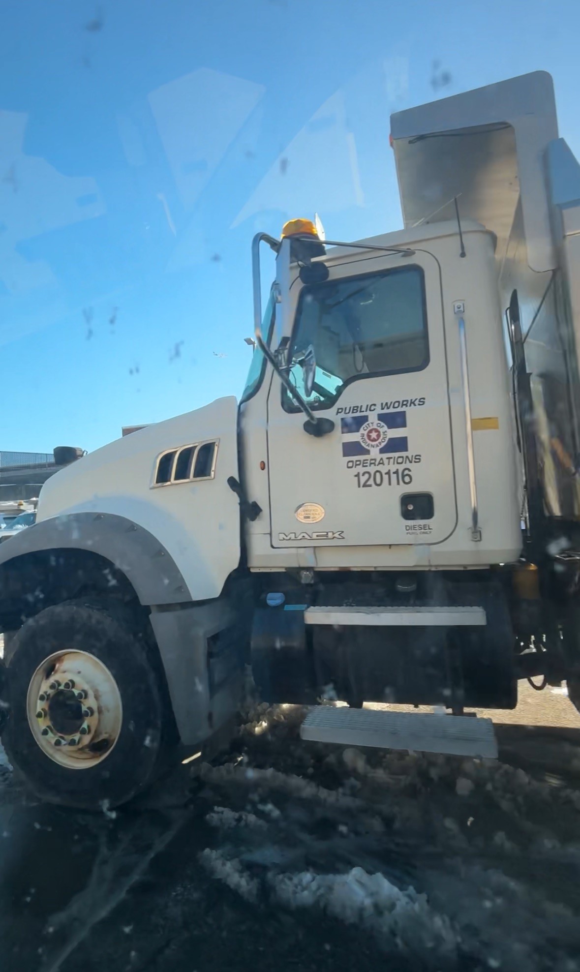 DPWtruck.jpg