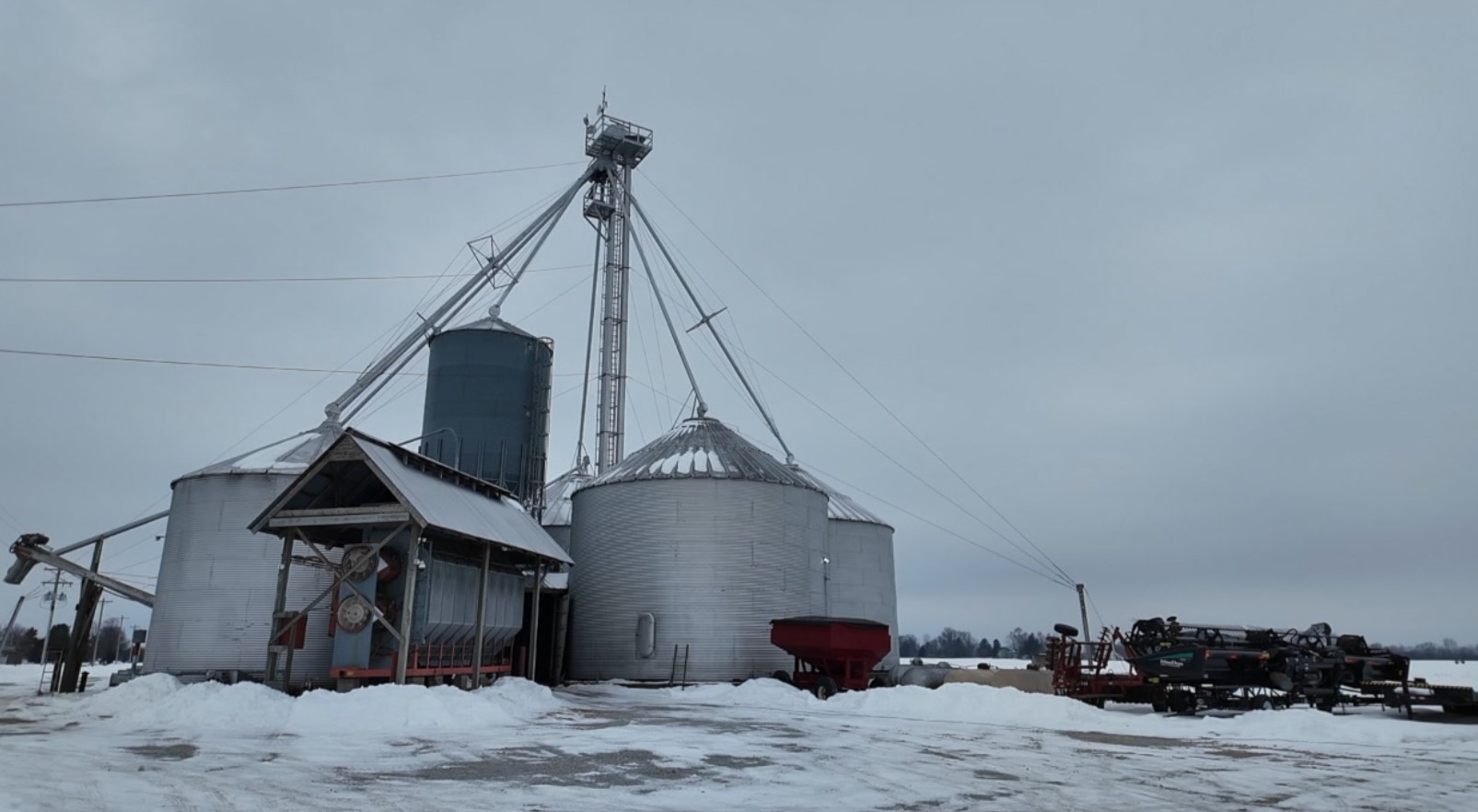 snowy farm2.jpg