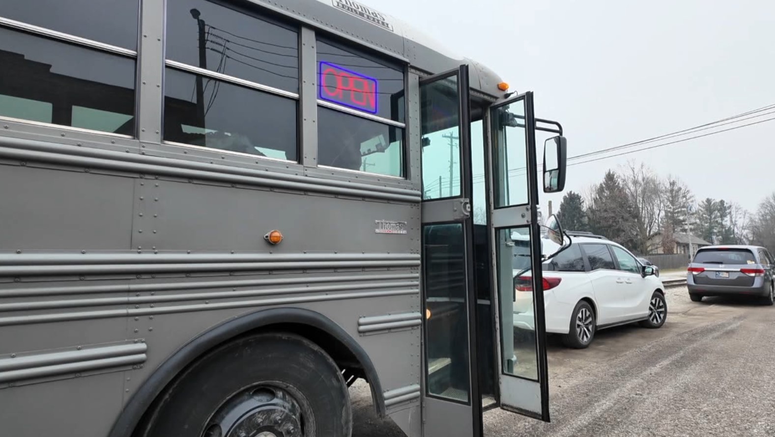 bus7.jpg