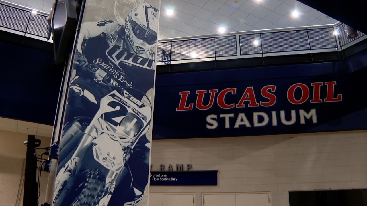 lucas oil supercross 1.jpg