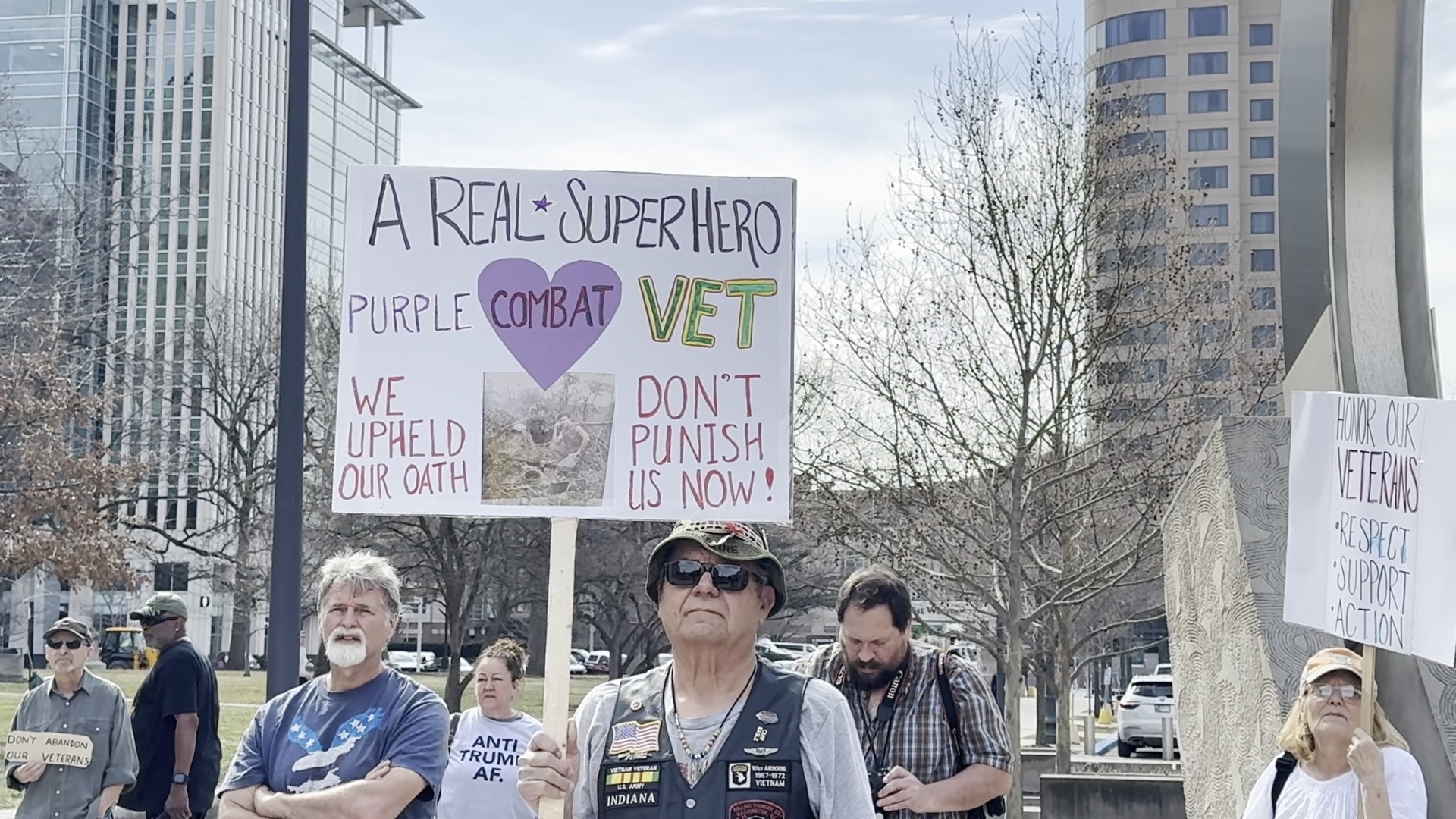 Vet protest 6.jpg