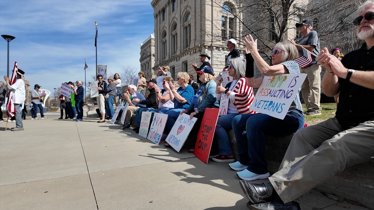 Vet protest 7.jpg