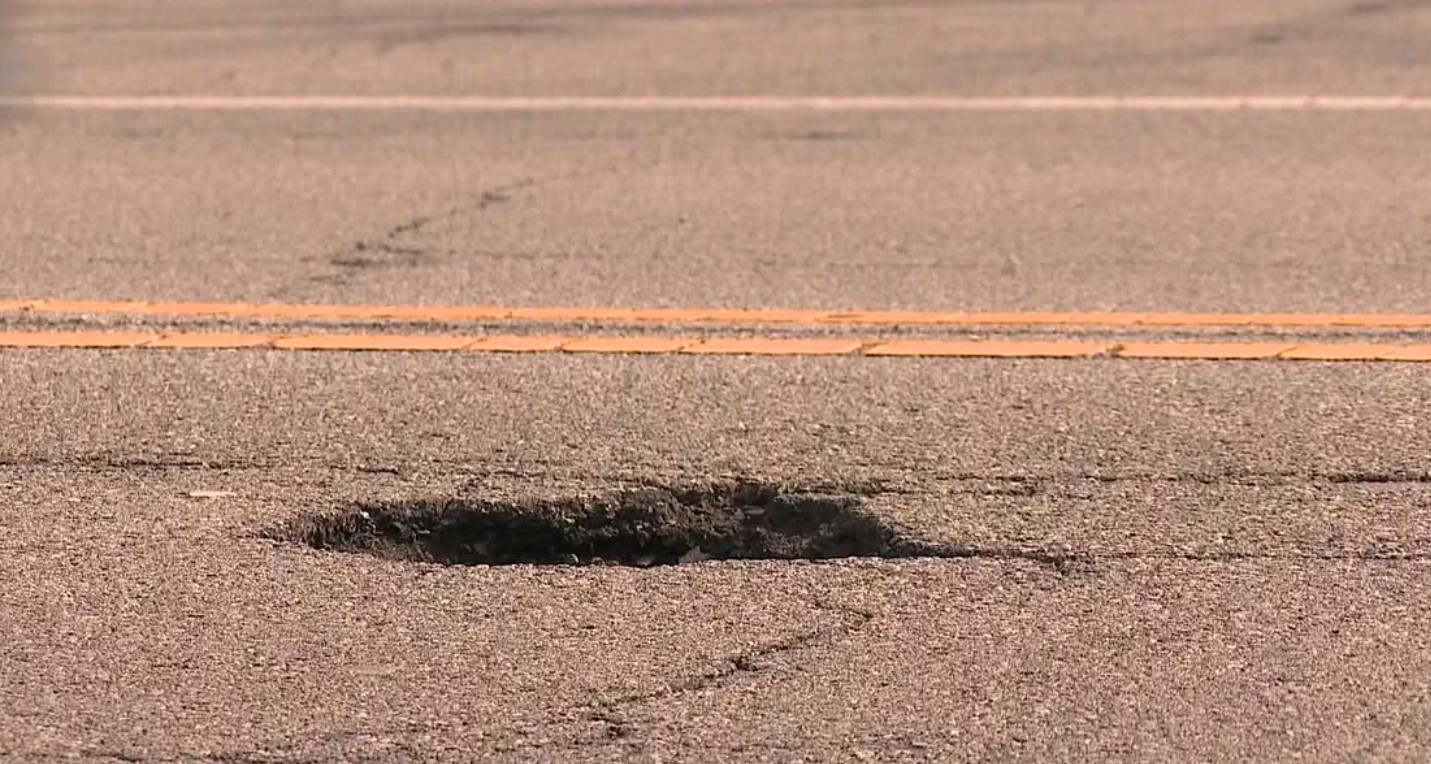 pothole11.jpg