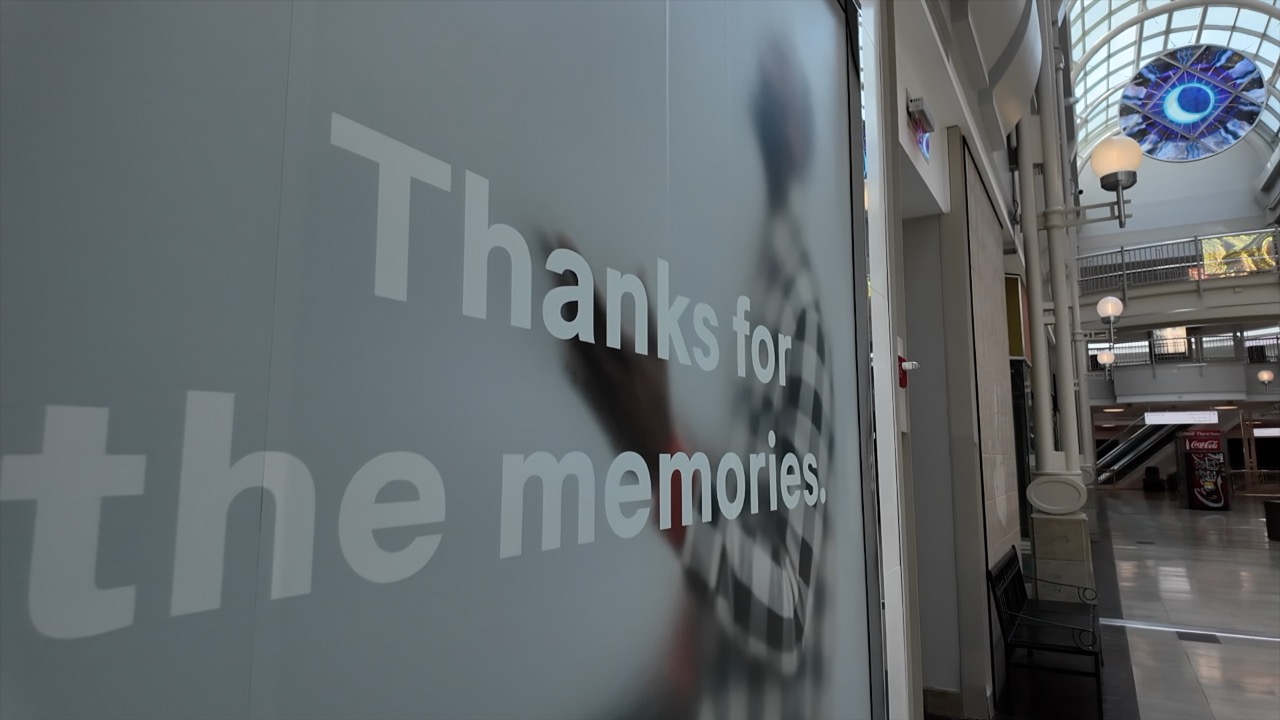 circle centre closing 1.jpg