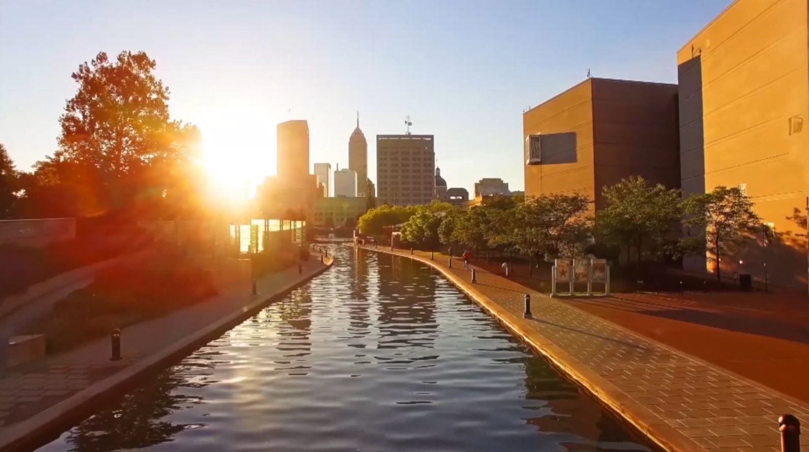 Indianapolis skyline.JPG