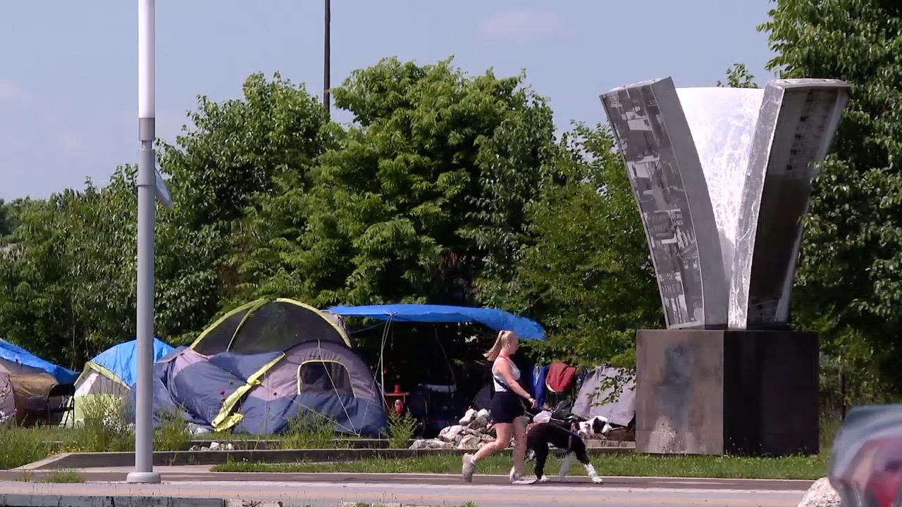 indy homeless 1.jpg
