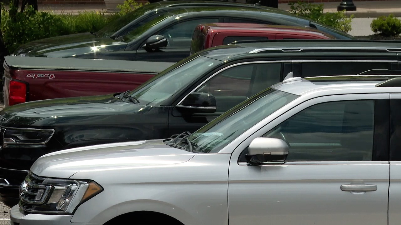 hot cars.jpg