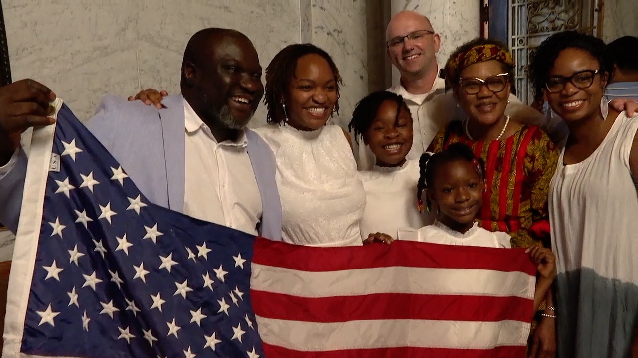 citizenship ceremony 3.jpg
