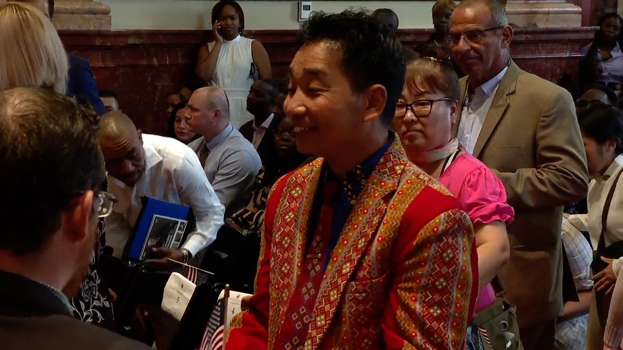 citizenship ceremony 5.jpg