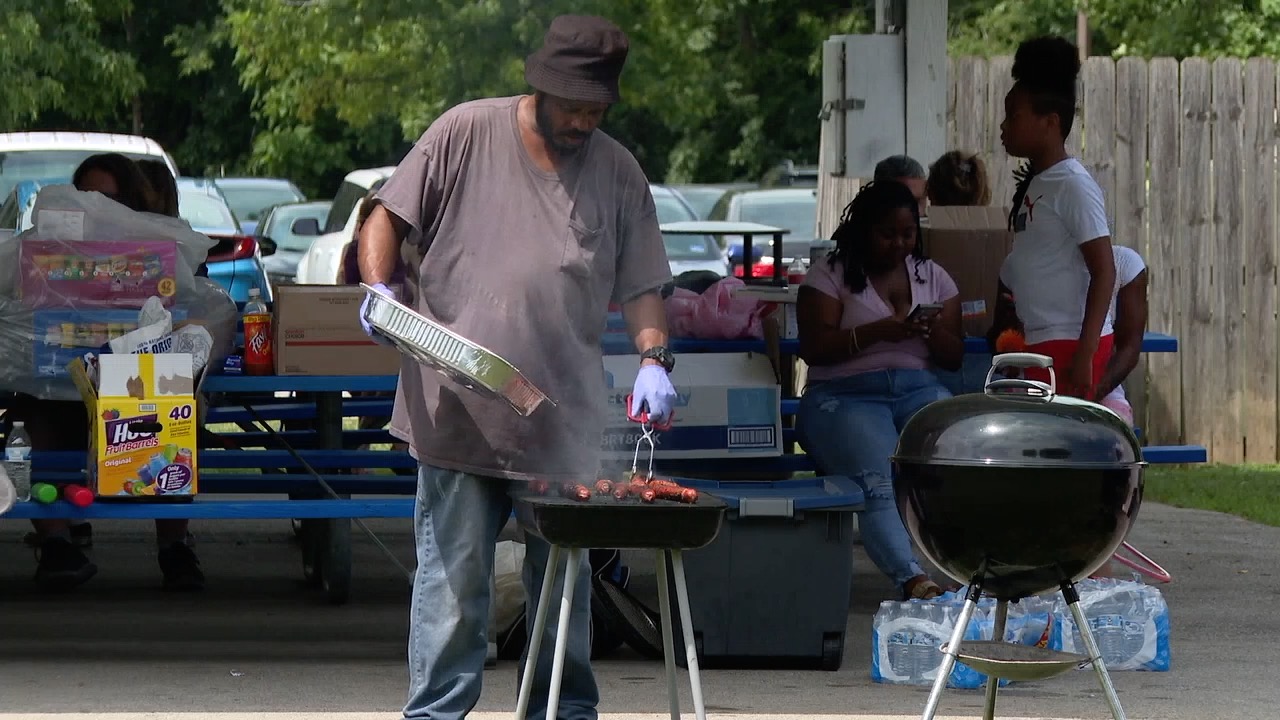 50501 no kings cookout 2.jpg