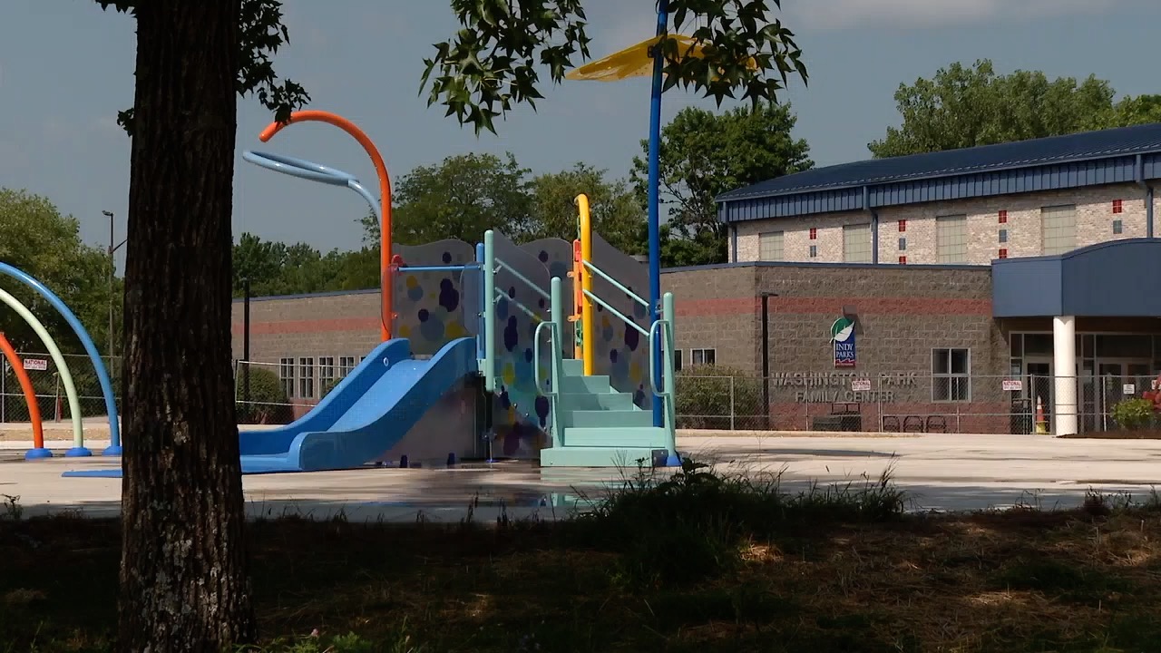 washington park splash pad 3.jpg