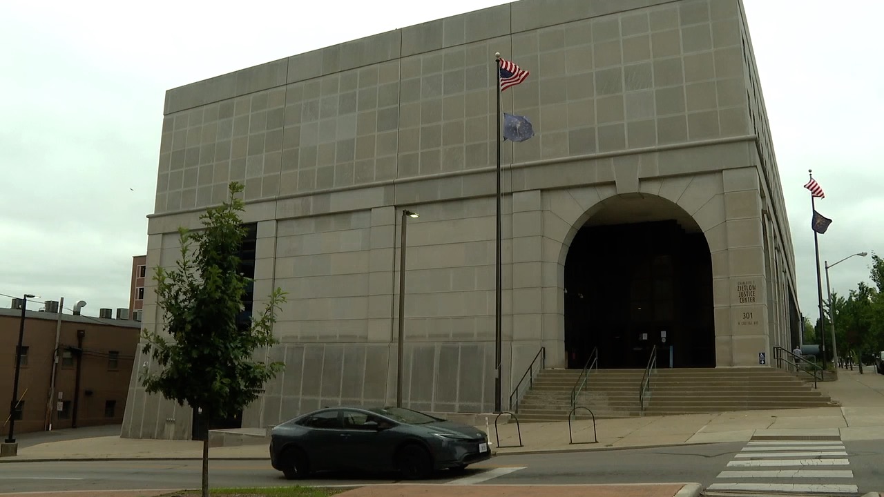 monroe co justice center 5.jpg